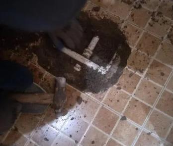 登封卫生间漏水维修公司为您分享下卫生间渗水如何处理及注意事项